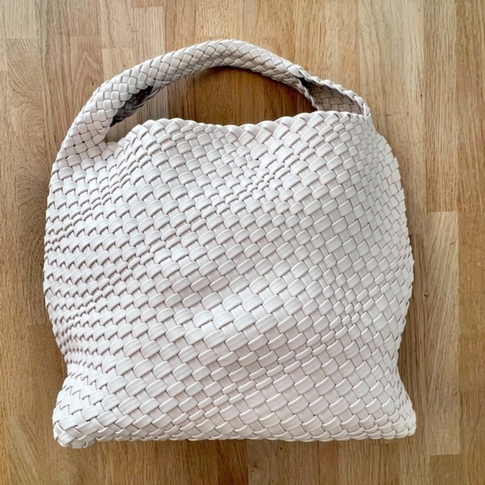 🤍WOVEN HANDBAG & MATCHING POUCH